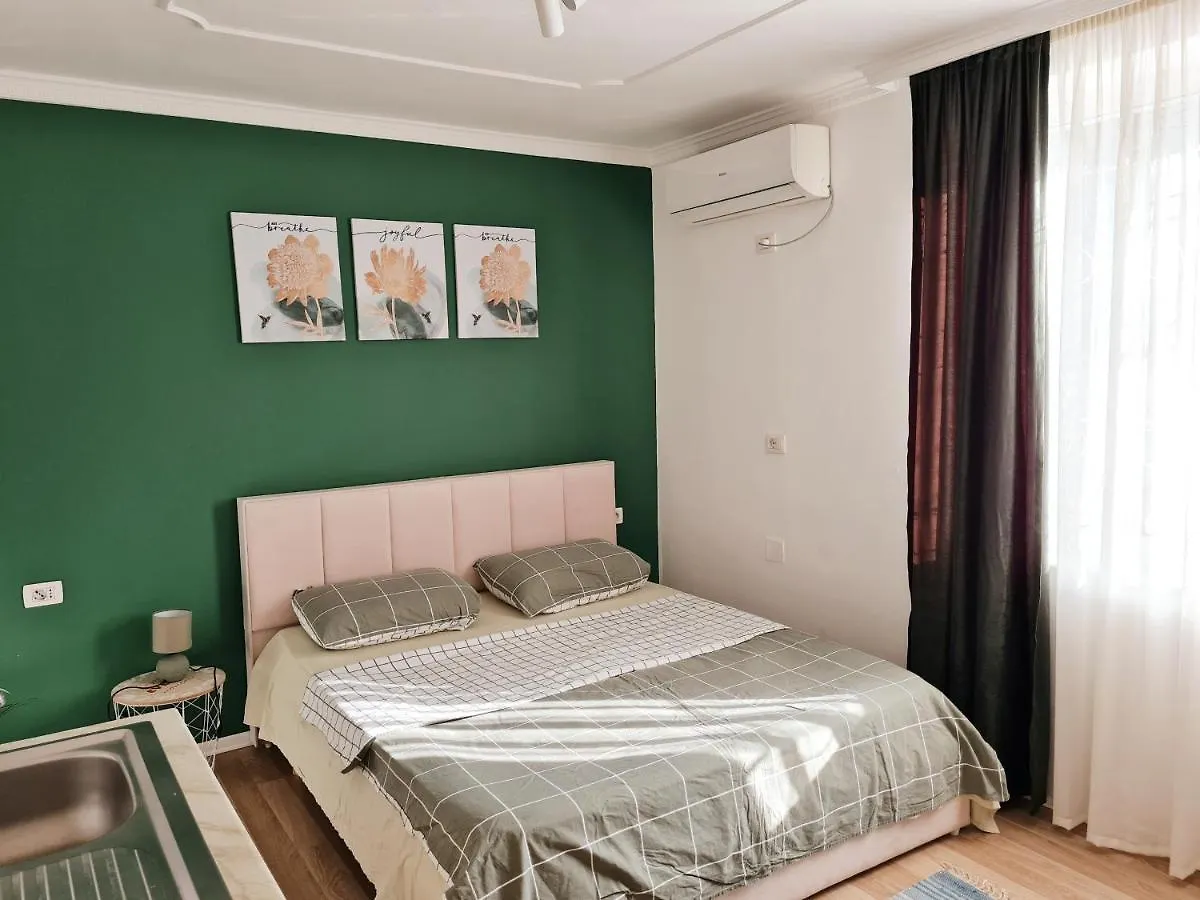 Casa 21 - The Cutest In Tirana! 0*, 地拉那